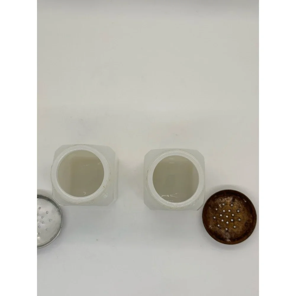 Vintage Hazel Atlas White Milk Glass Dutch Windmill Salt &Pepper Shaker Red Lids